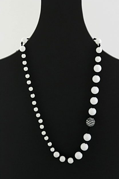 Resin Bead Necklace (N-372)