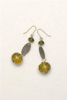 glass and metal earrings-e-38