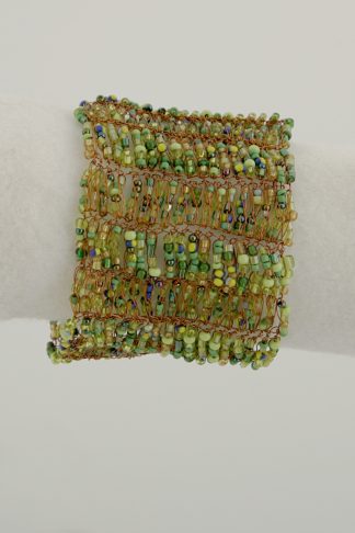 wire-crochet-bead-cuff-usisi-dbu2