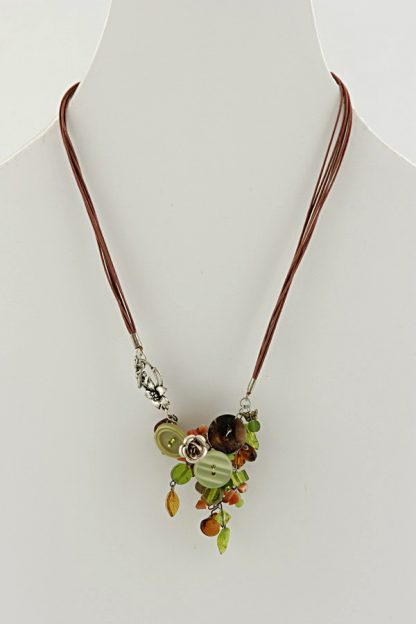 buttons-n-beads-necklace-butterfly-dnf15