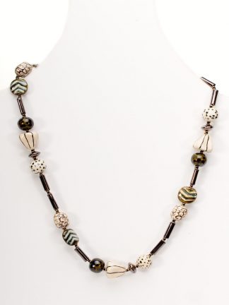 kazuri-handmade-necklace-dnk93